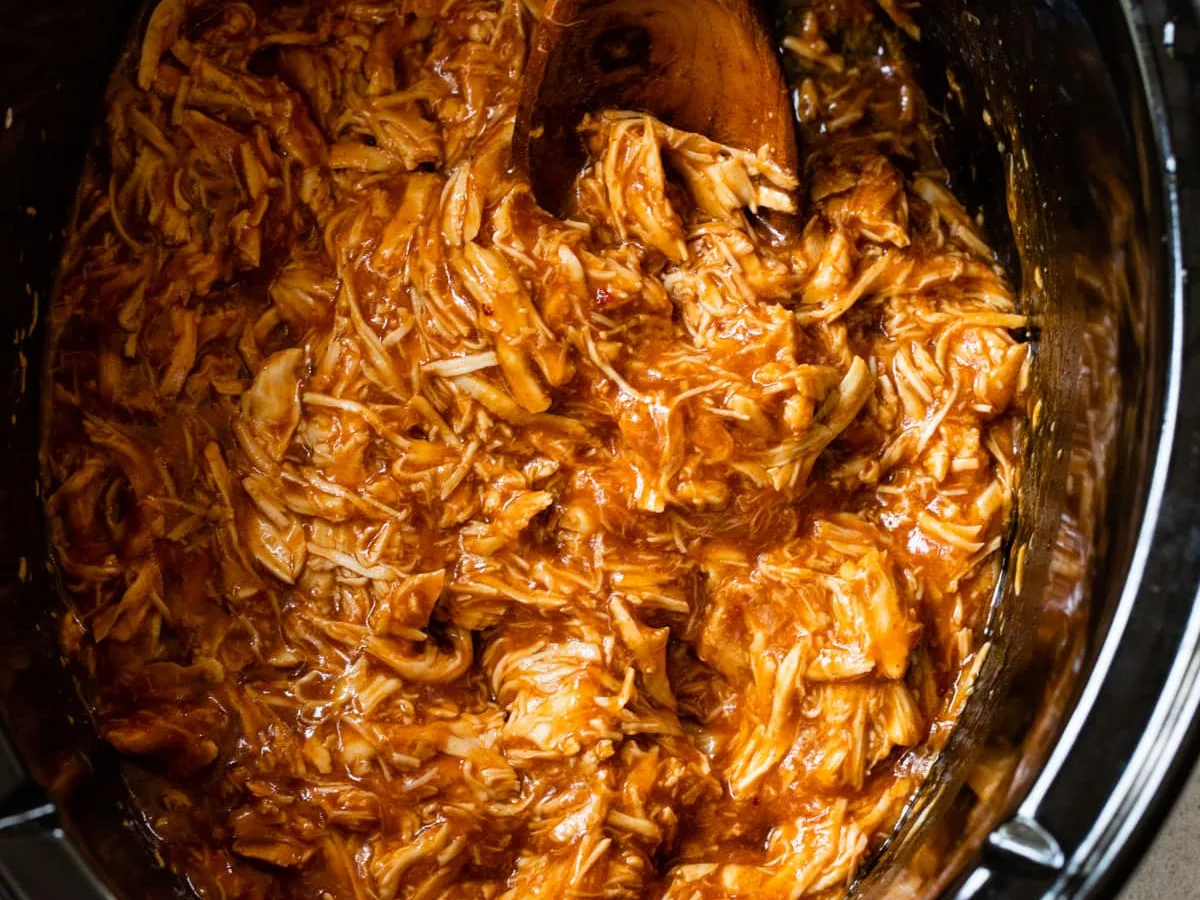 Easy Crockpot Barbecue