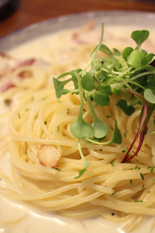 Alfredo Sauce (with Bacon)