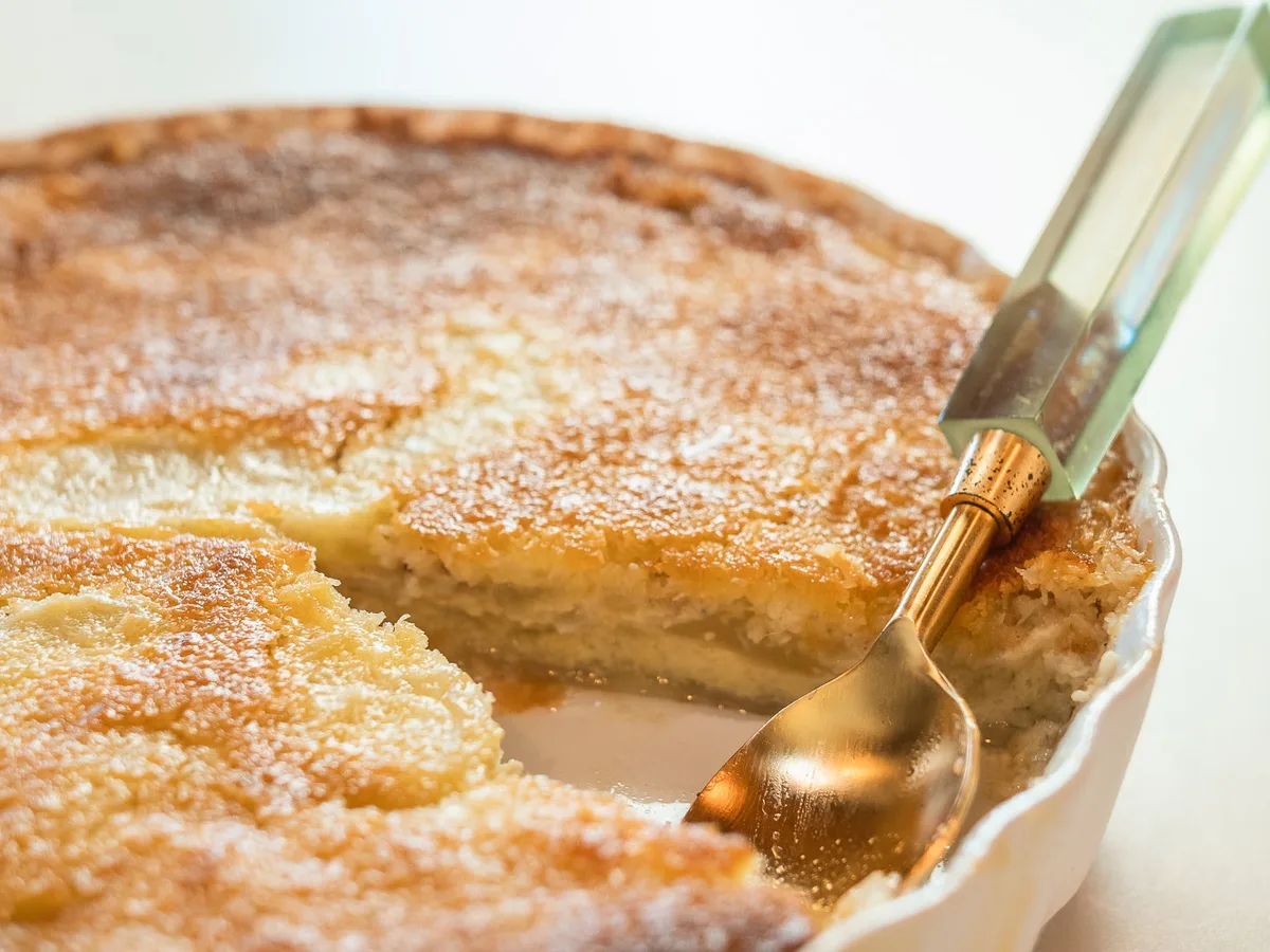 Apple And Custard Pie