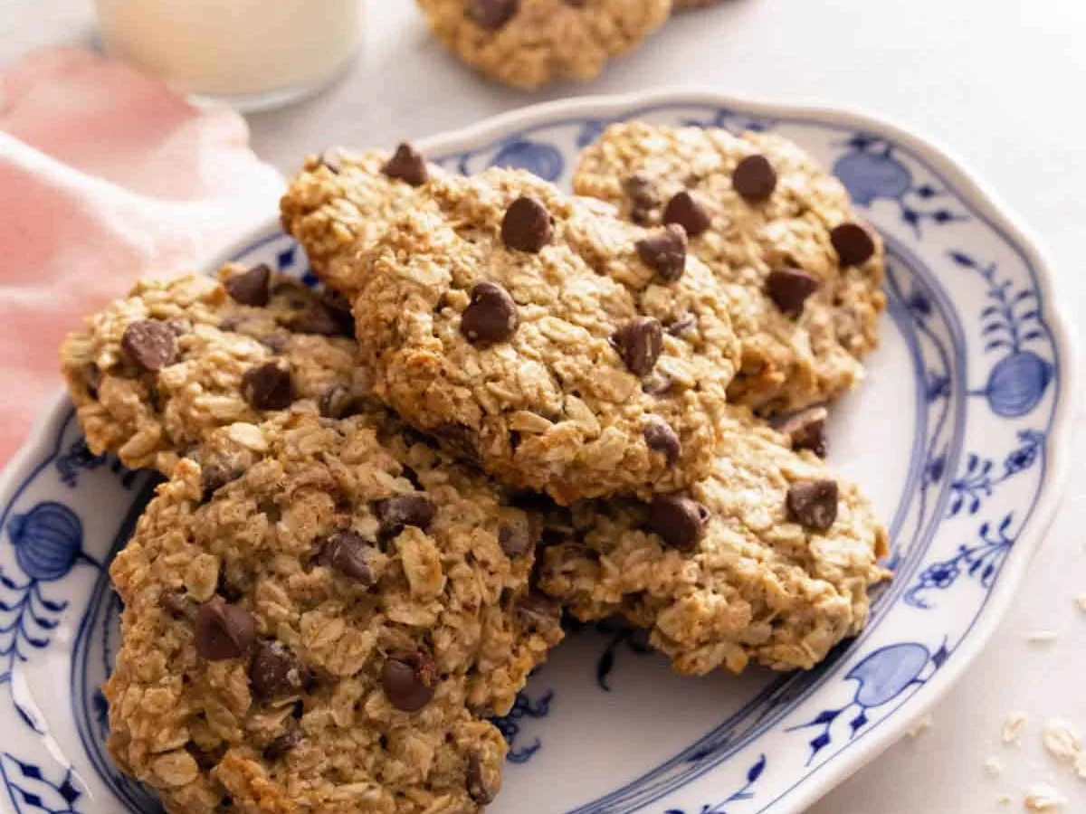 Banana-Cornmeal Cookies