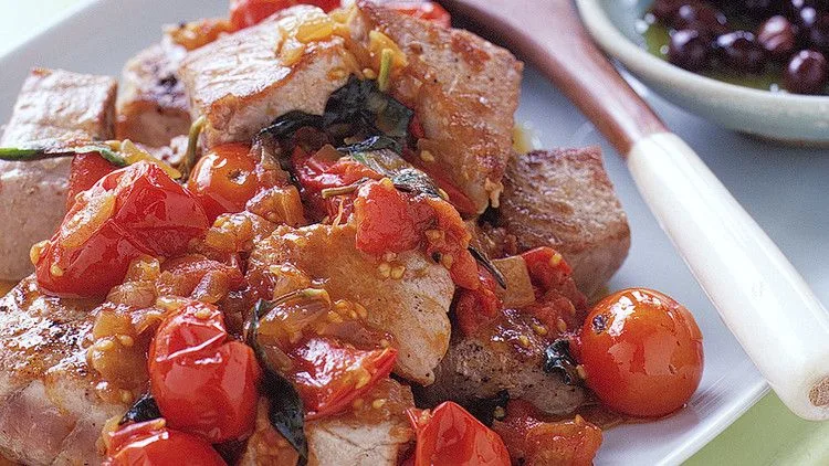 Basil-Tomato Tuna Steaks