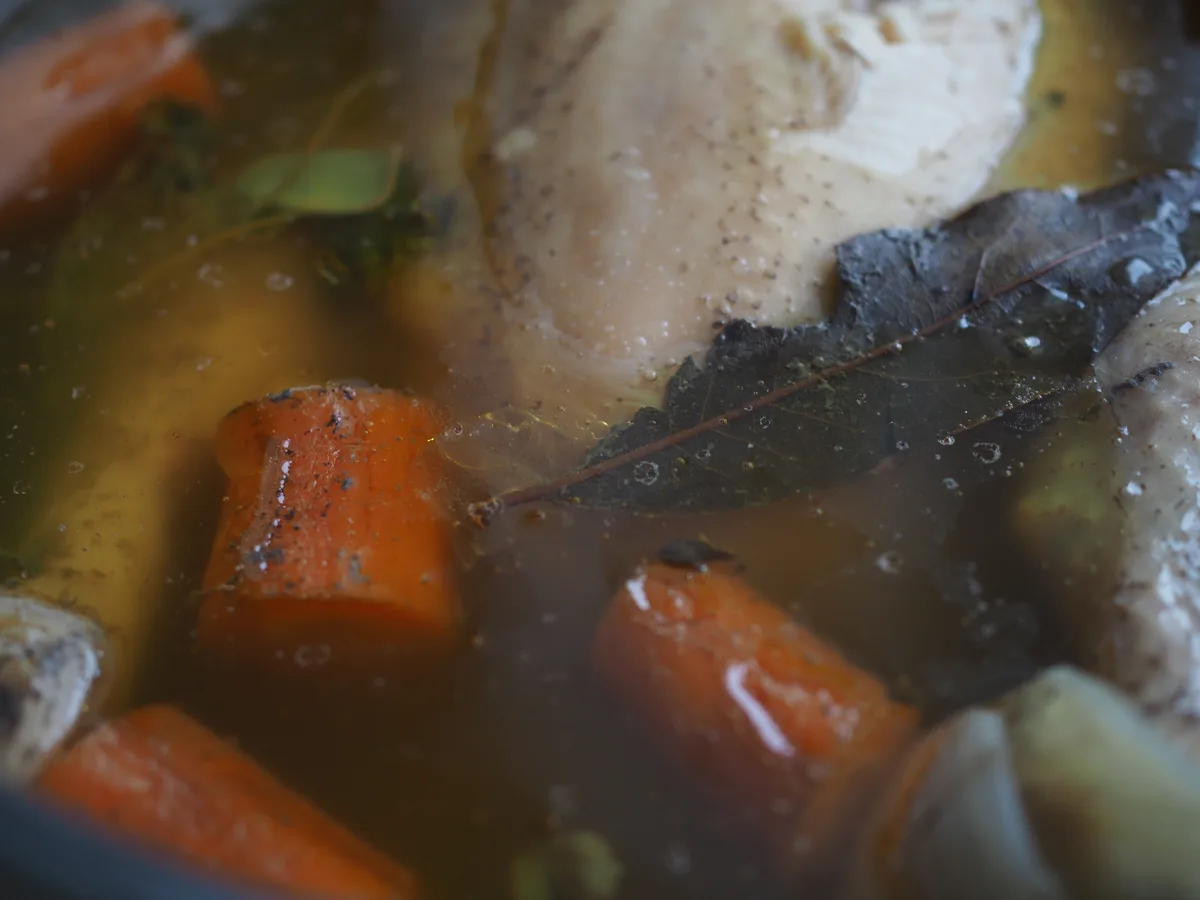 Boiled Hen And Spicy Dumplings