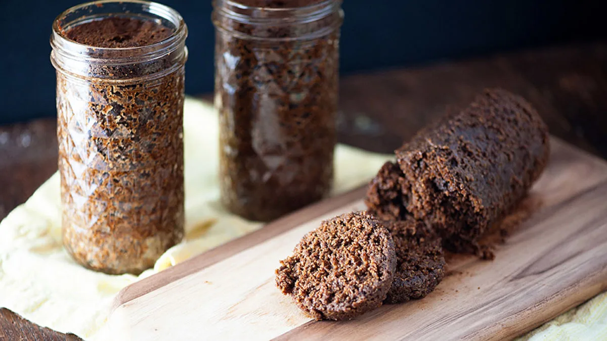 BOSTON BAKED BROWN BREAD