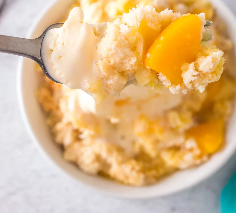 Bottom’s Up Peach Cobbler