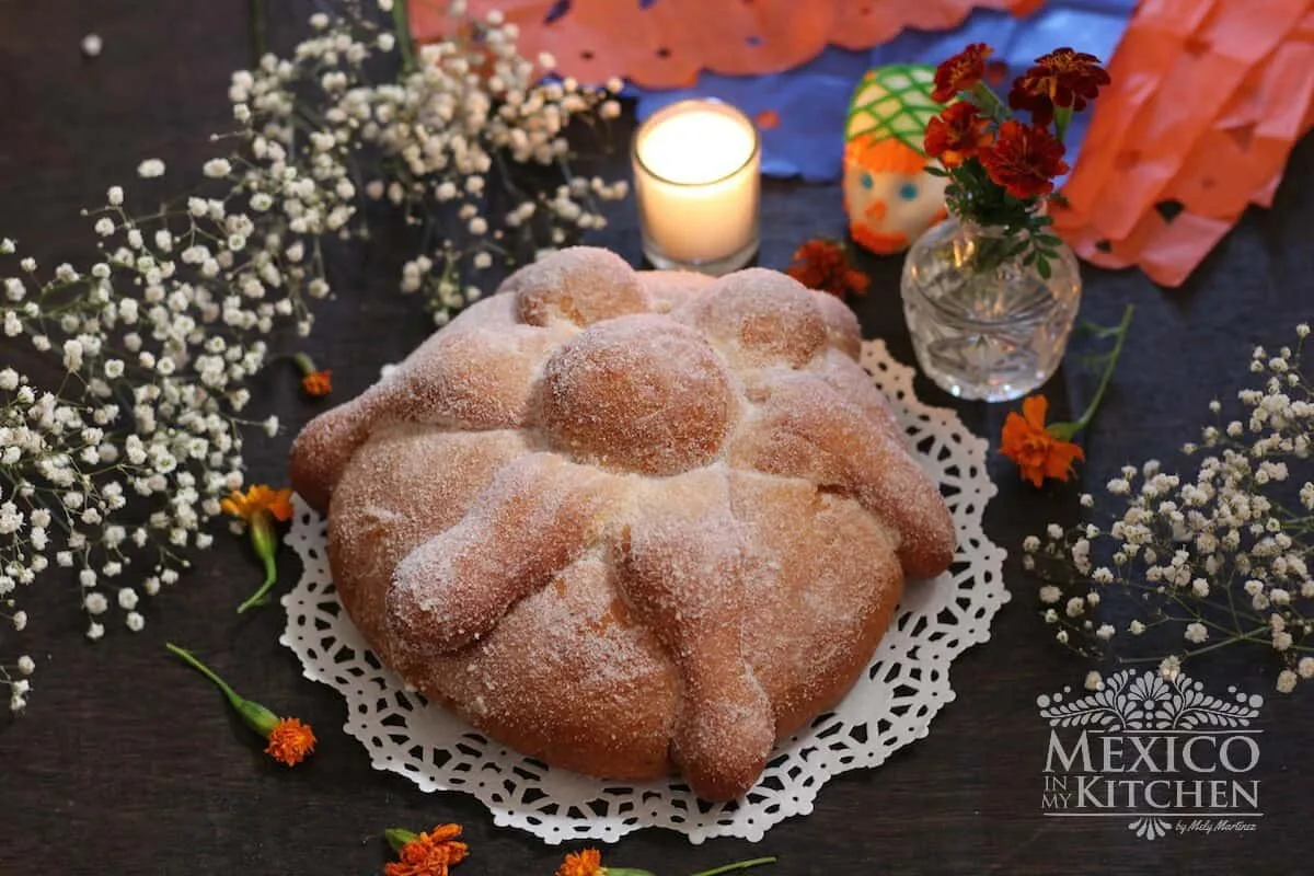 Bread of the Dead (Pan de Muerte)