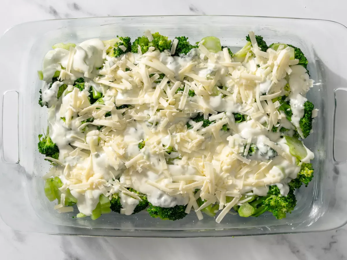 Broccoli−Cheese Casserole