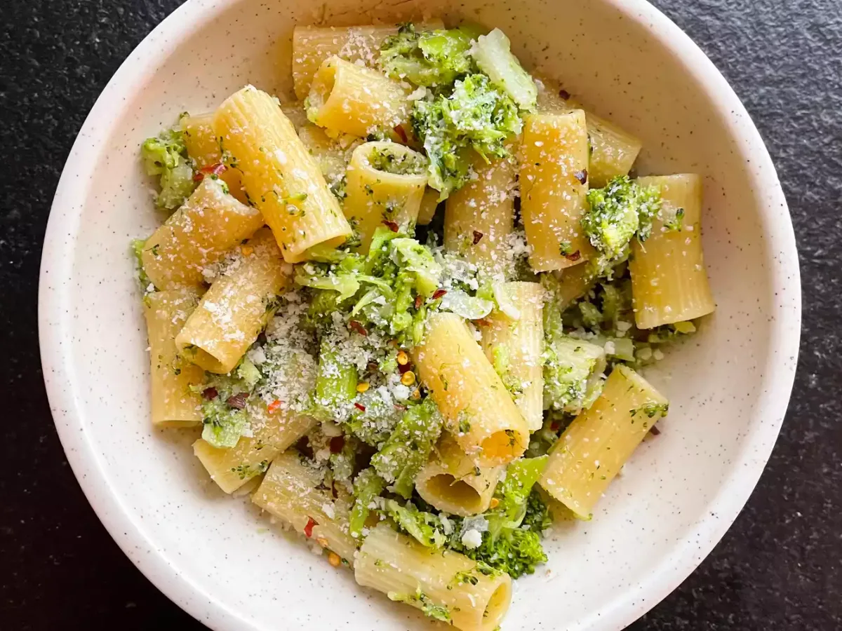 Broccoli Cheese Pasta Salad