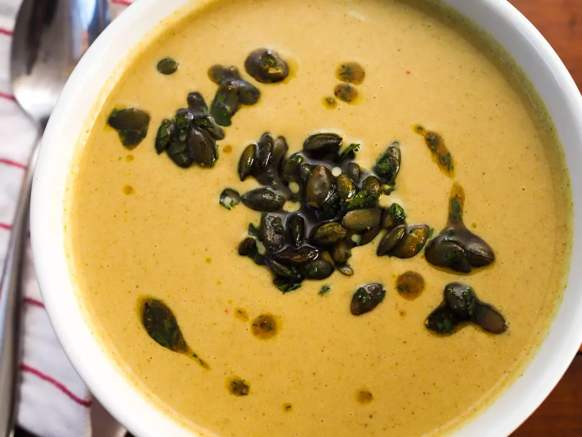 BROCCOLI SOUP