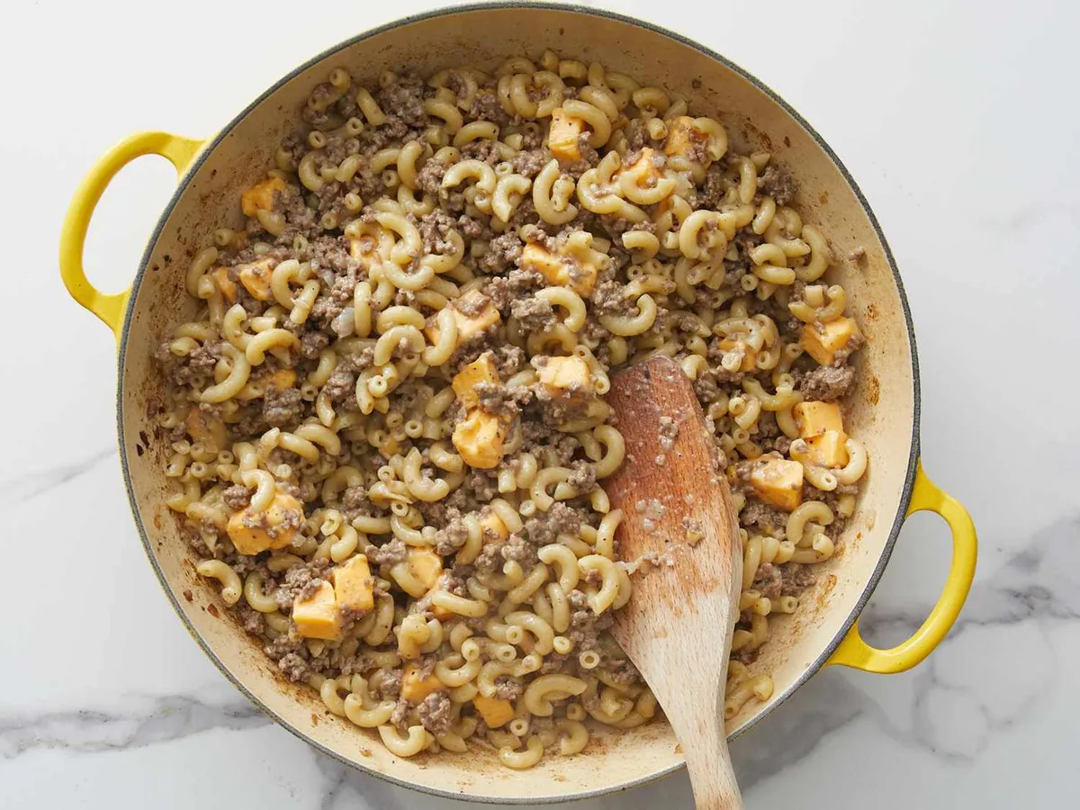 Burnsville Beef And Macaroni Skillet
