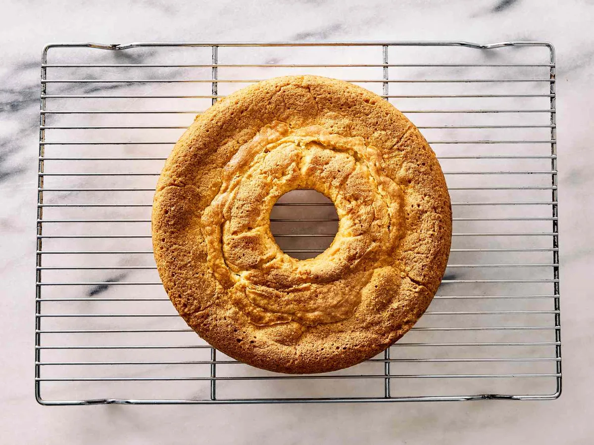 Buttermilk Lemon Pound Cake