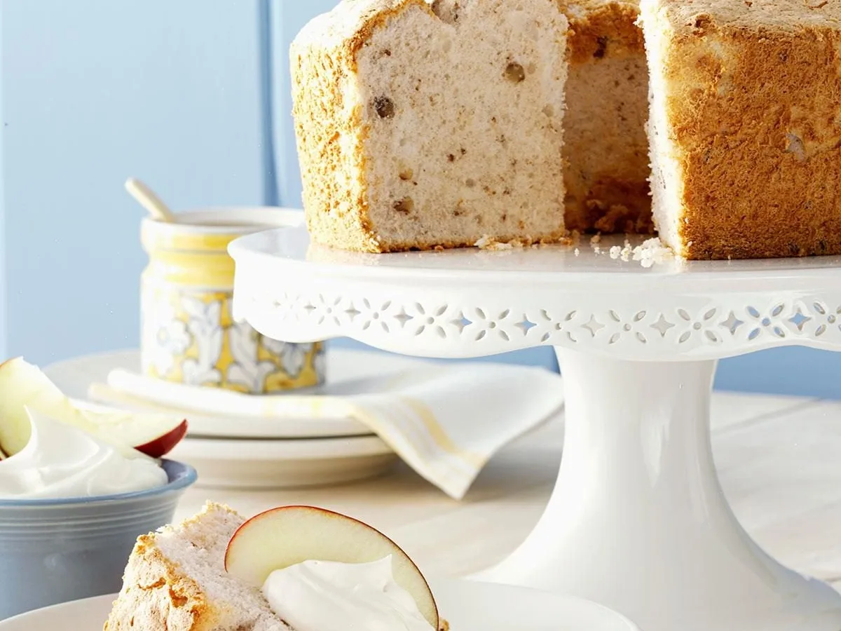 Butterscotch Apple Snack Cake