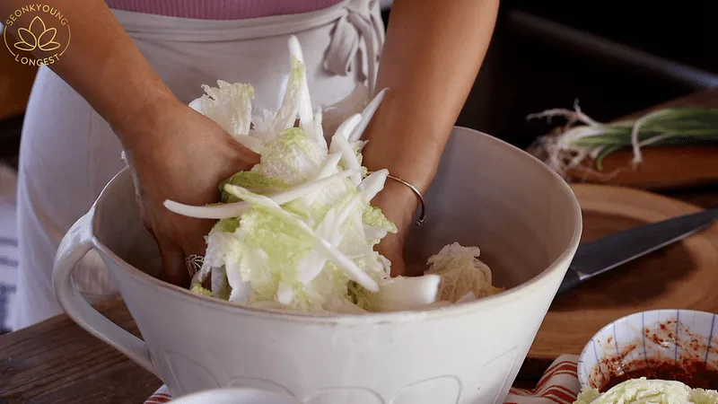 Cabbage Salad (Instant Kimchi)