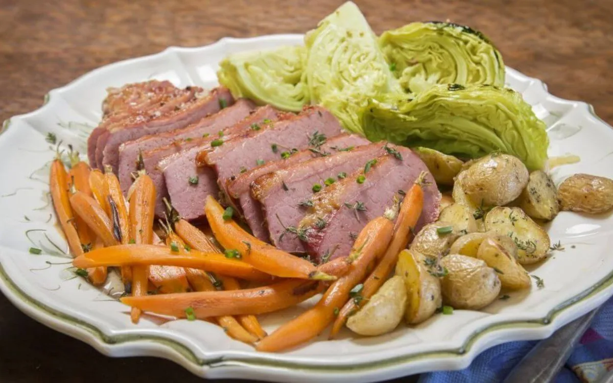Cabbage With Mustard-Horseradish Sauce