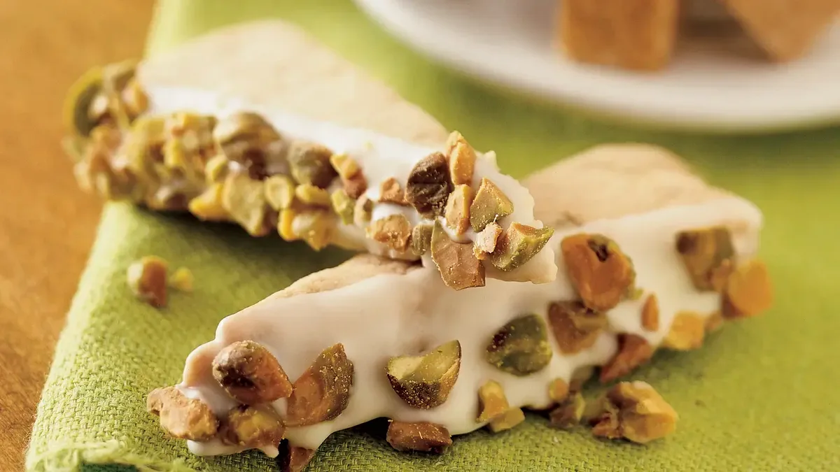 Cappuccino-Pistachio Shortbread