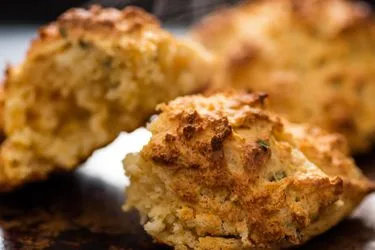 CHEDDAR BISCUITS