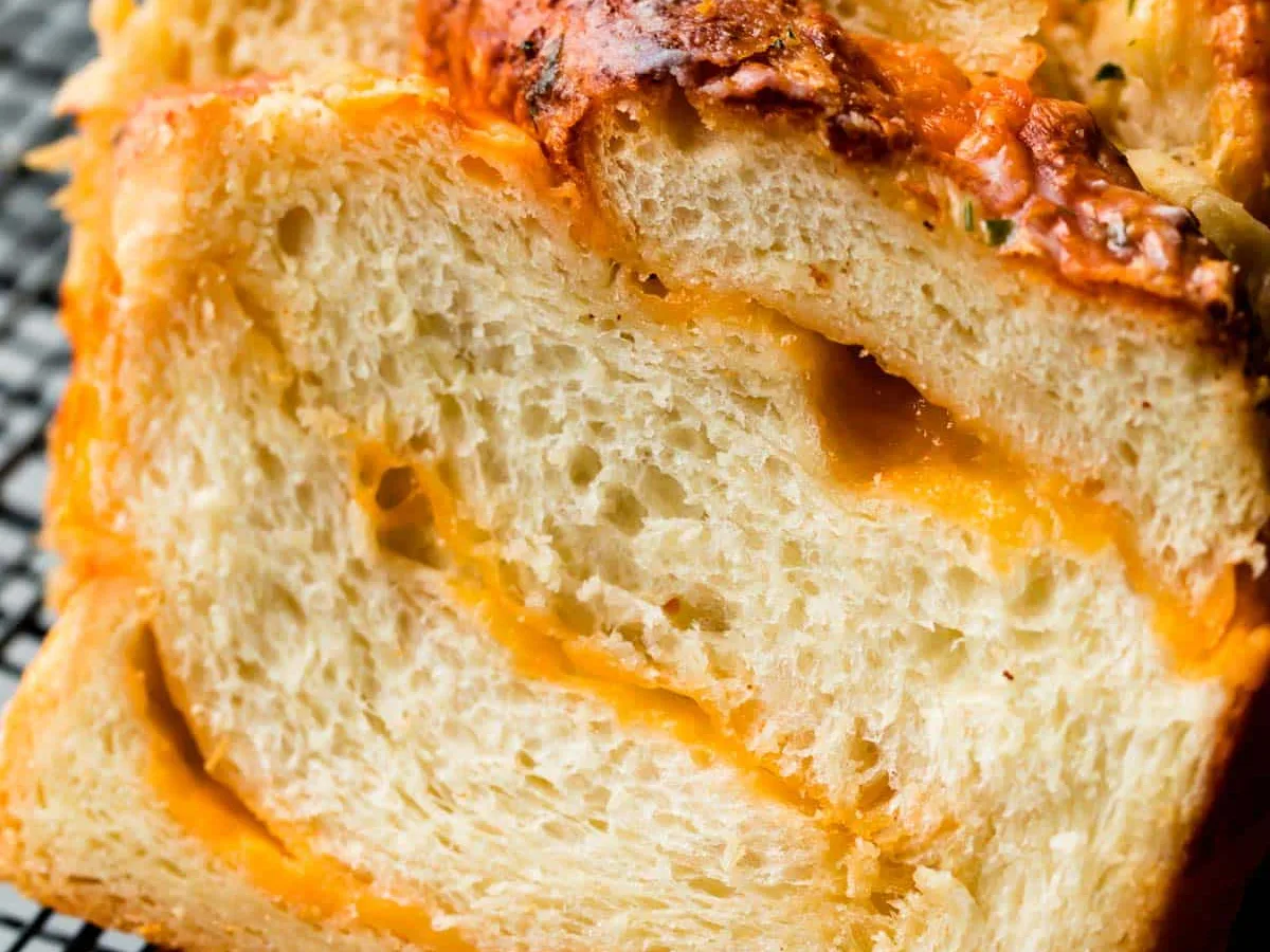 Cheddar Bread