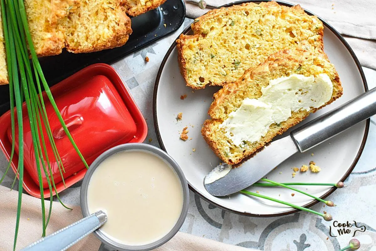 Cherry cheddar bread