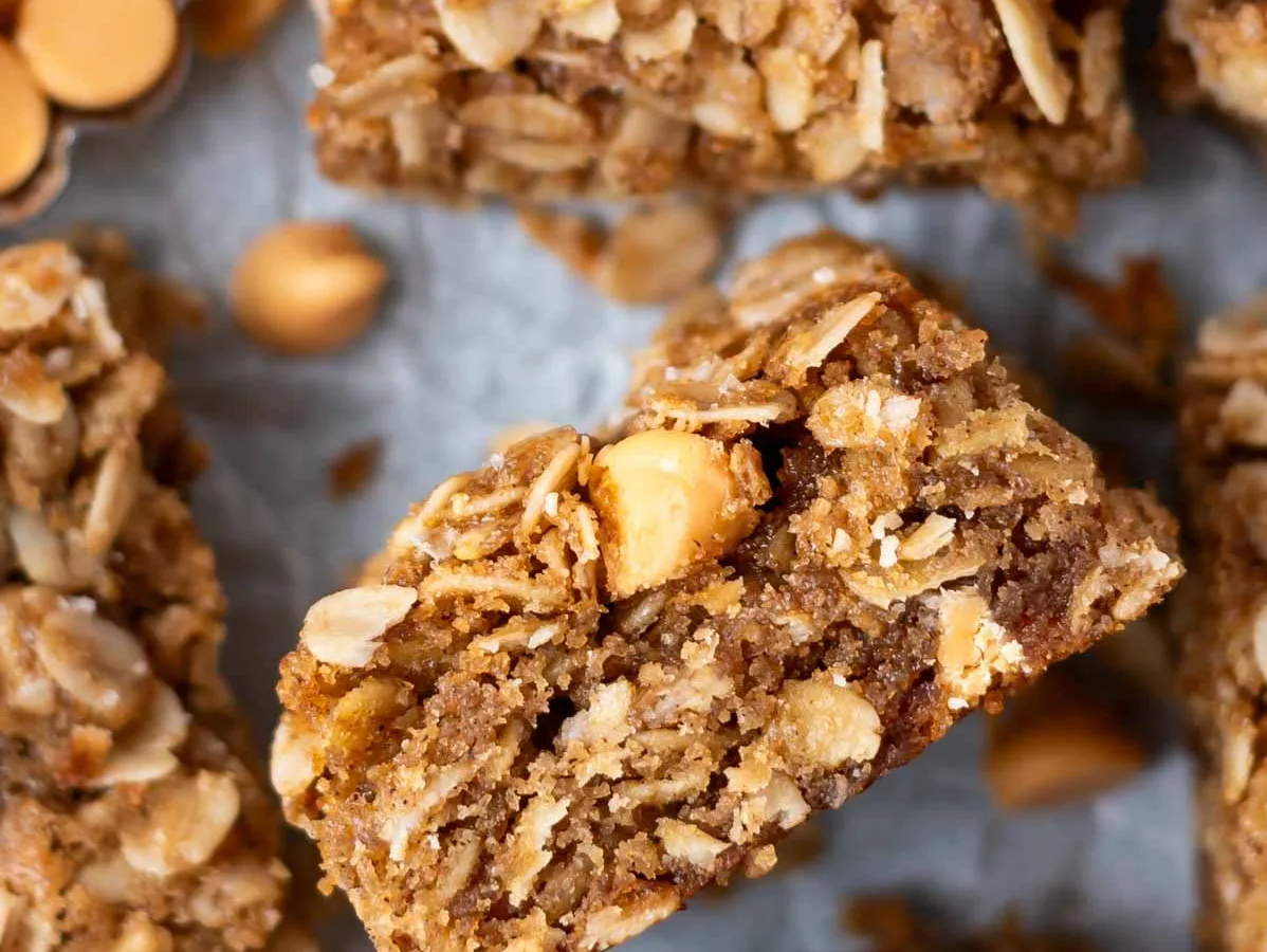 CHEWY BUTTERSCOTCH NUT BARS IN A JAR