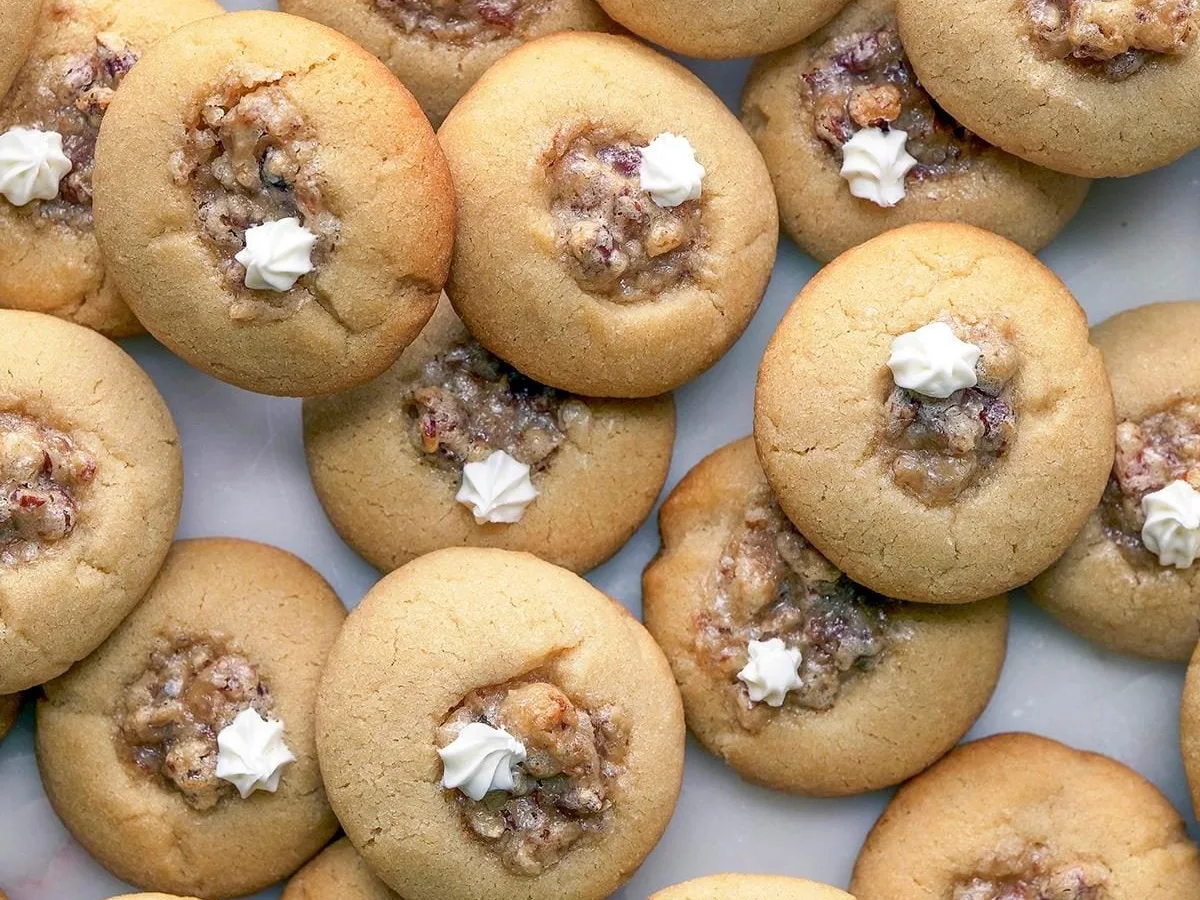 Chewy Pecan Cookies