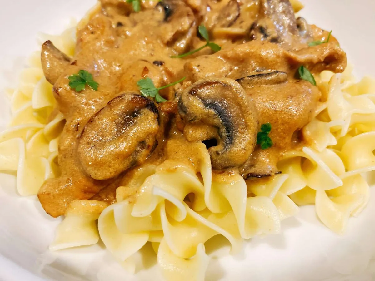Chicken and Mushroom Stroganoff