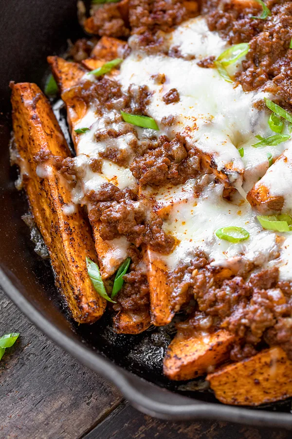 Chili−Baked Fries