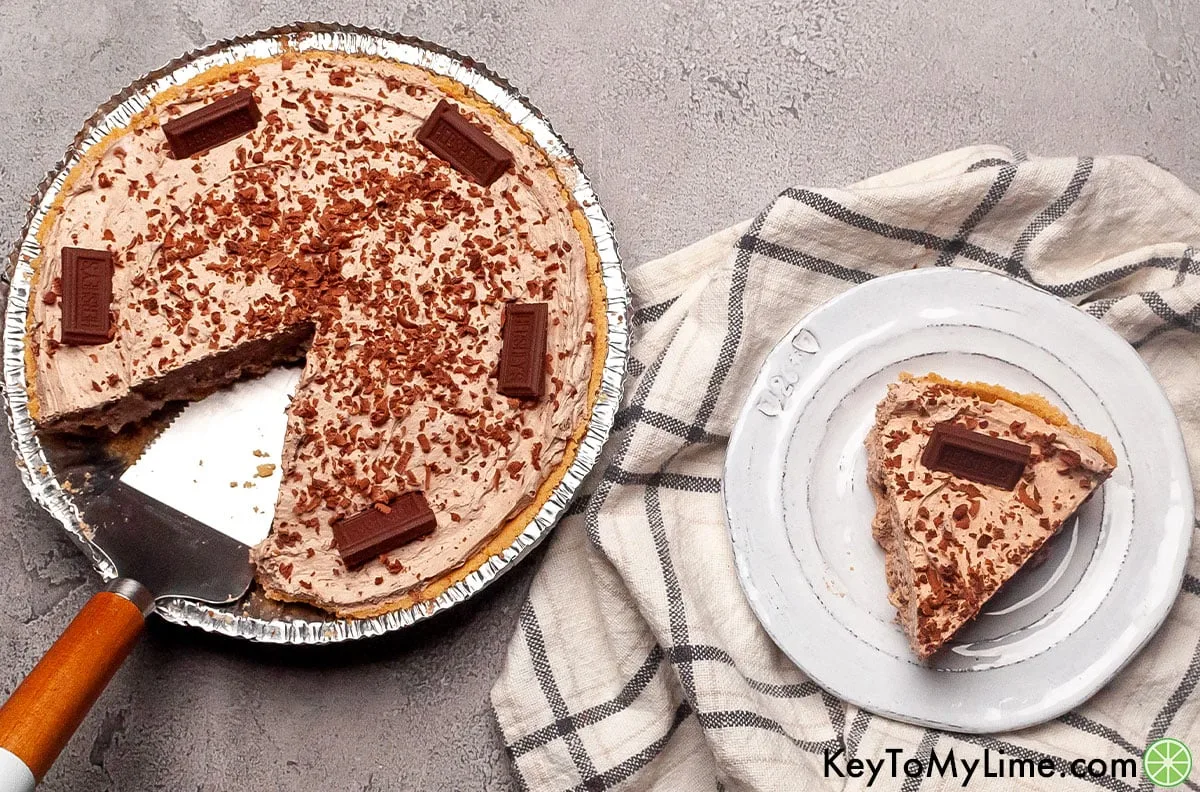 Chocolate Kiss Pie