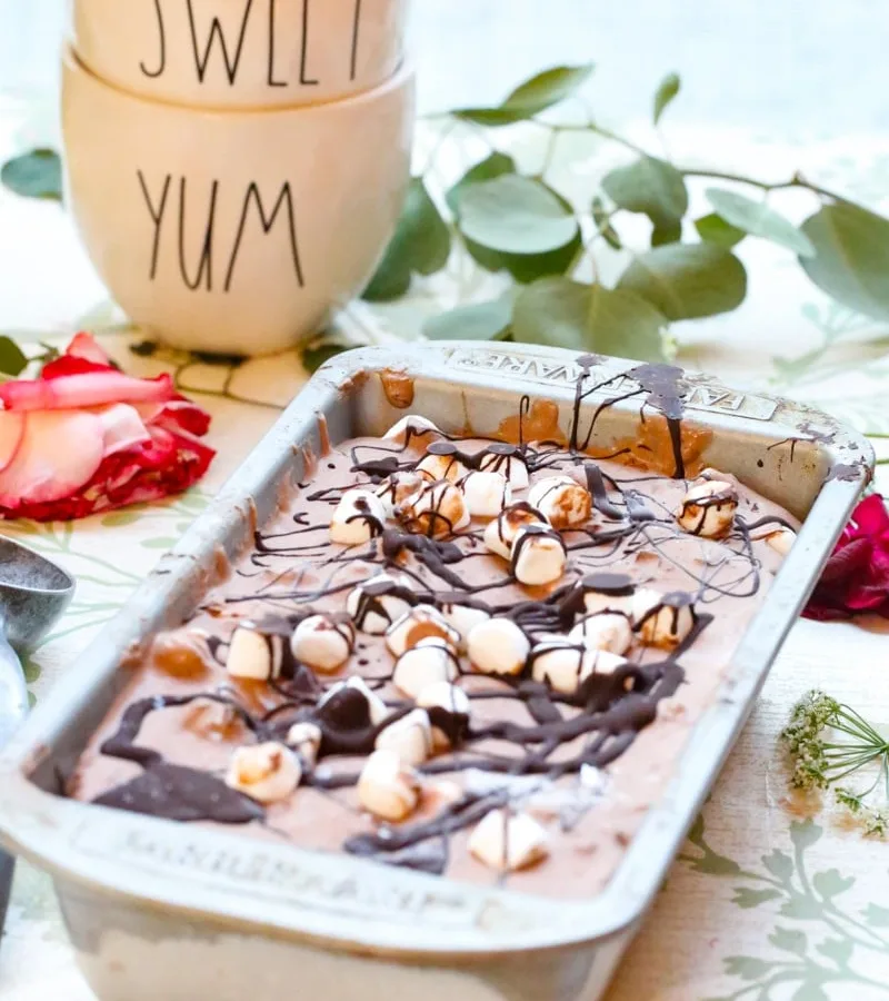 Chocolate Mallow Ice Cream