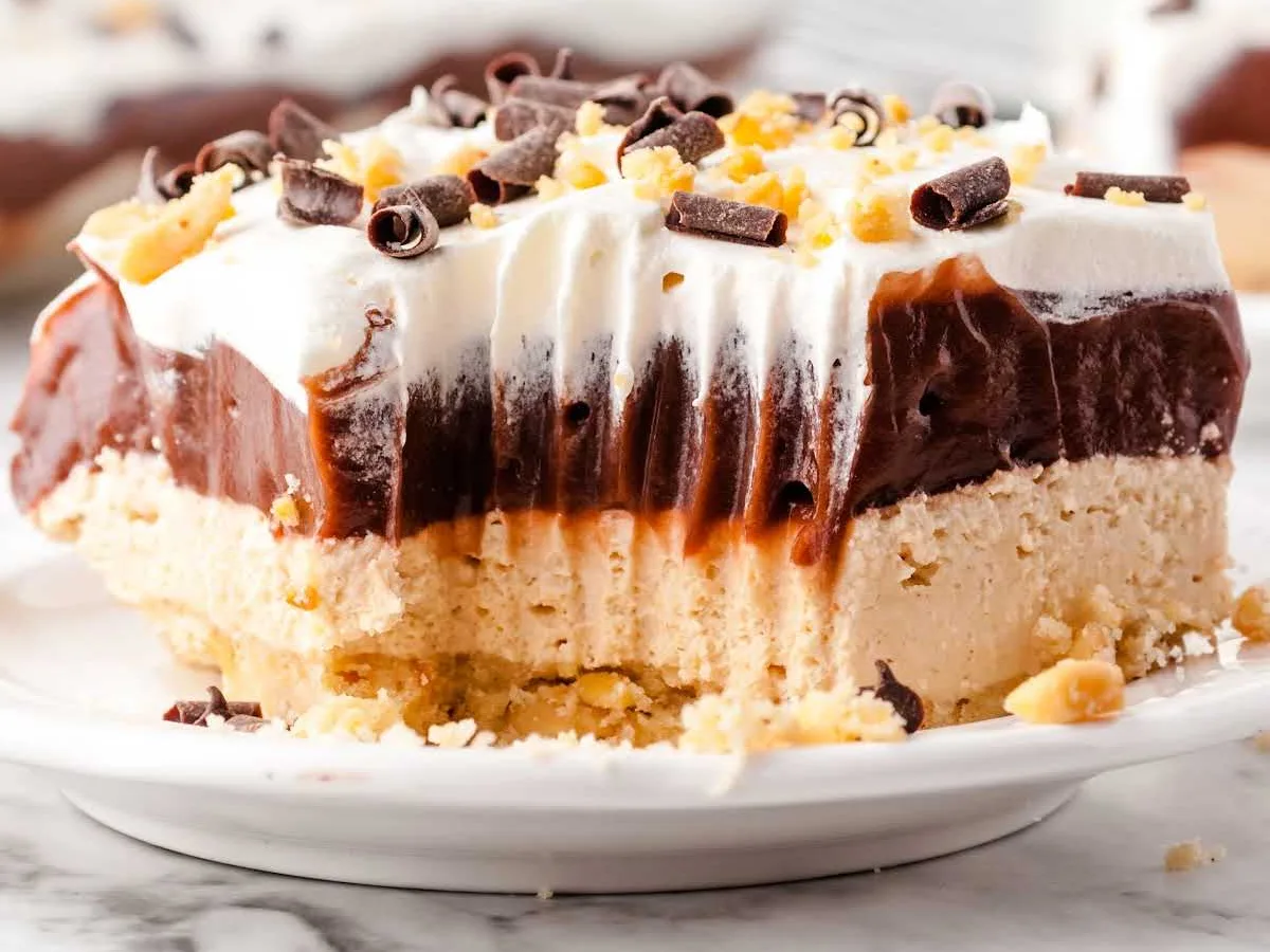 Chocolate Peanut Butter Lasagna