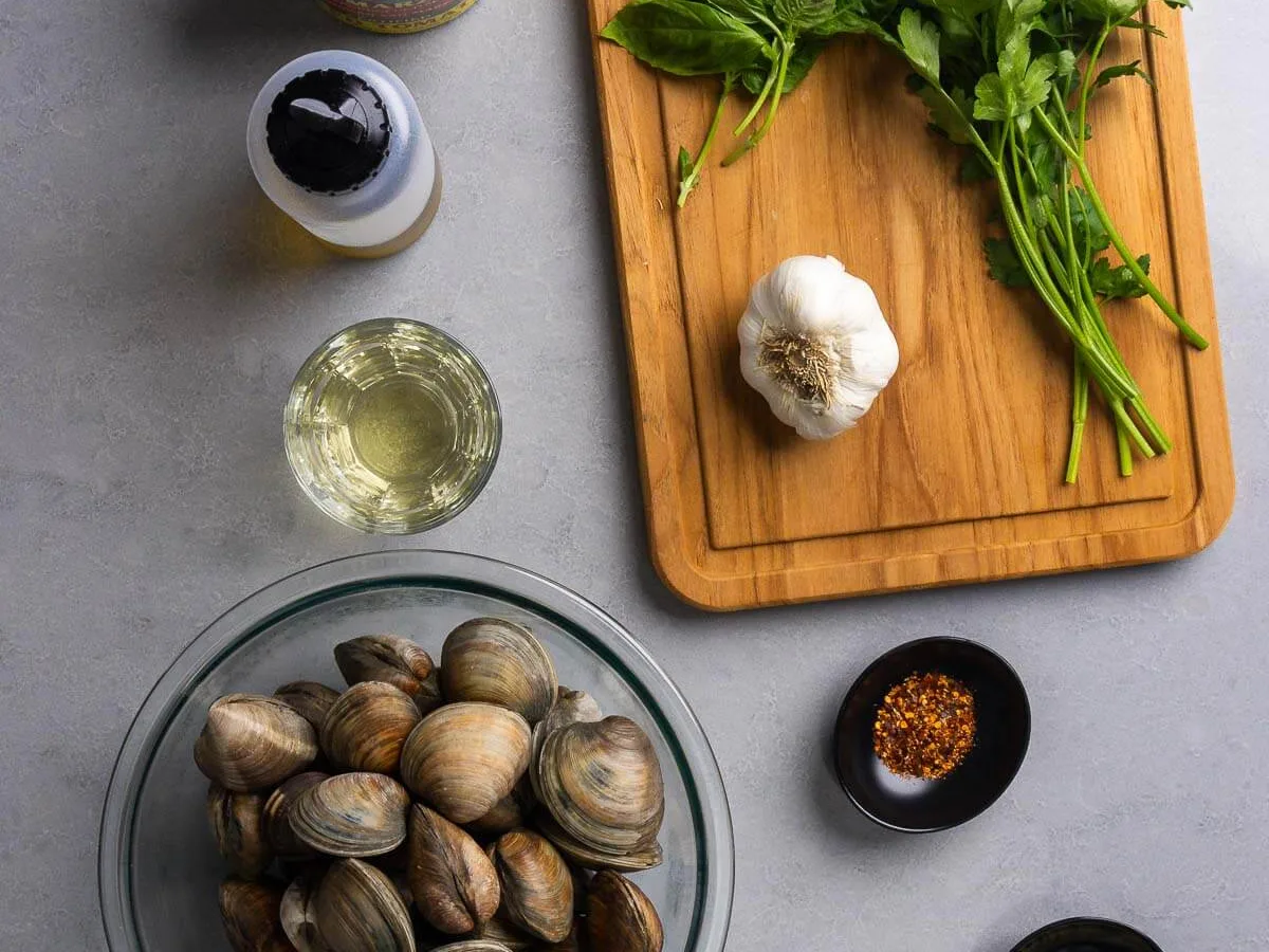 Clams Oregana Basilico