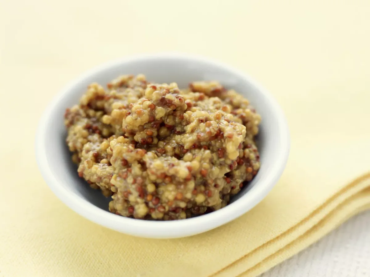 Coarse−Ground Mustard