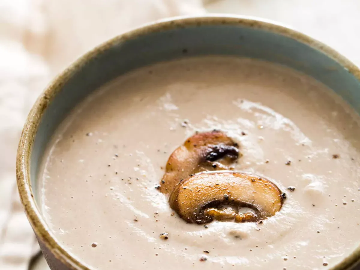Creamy Roasted Mushroom Soup