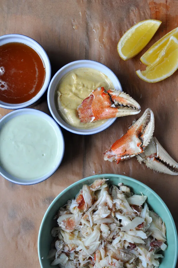 Creole Spiced Blue Crabs With Green Onion Dipping Sauce