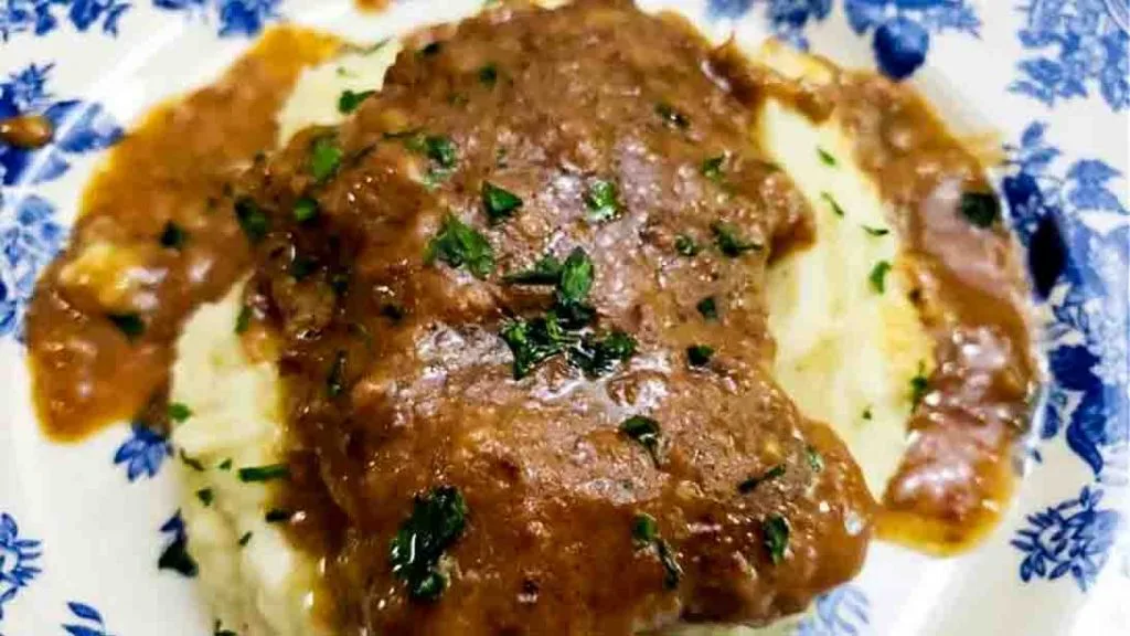 Crockpot Cube Steak & Gravy