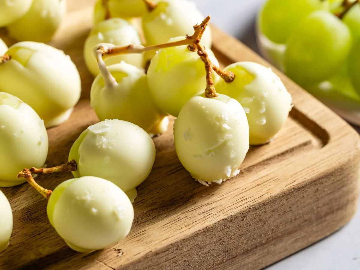 Emeril's Martini With Chocolate Grapes