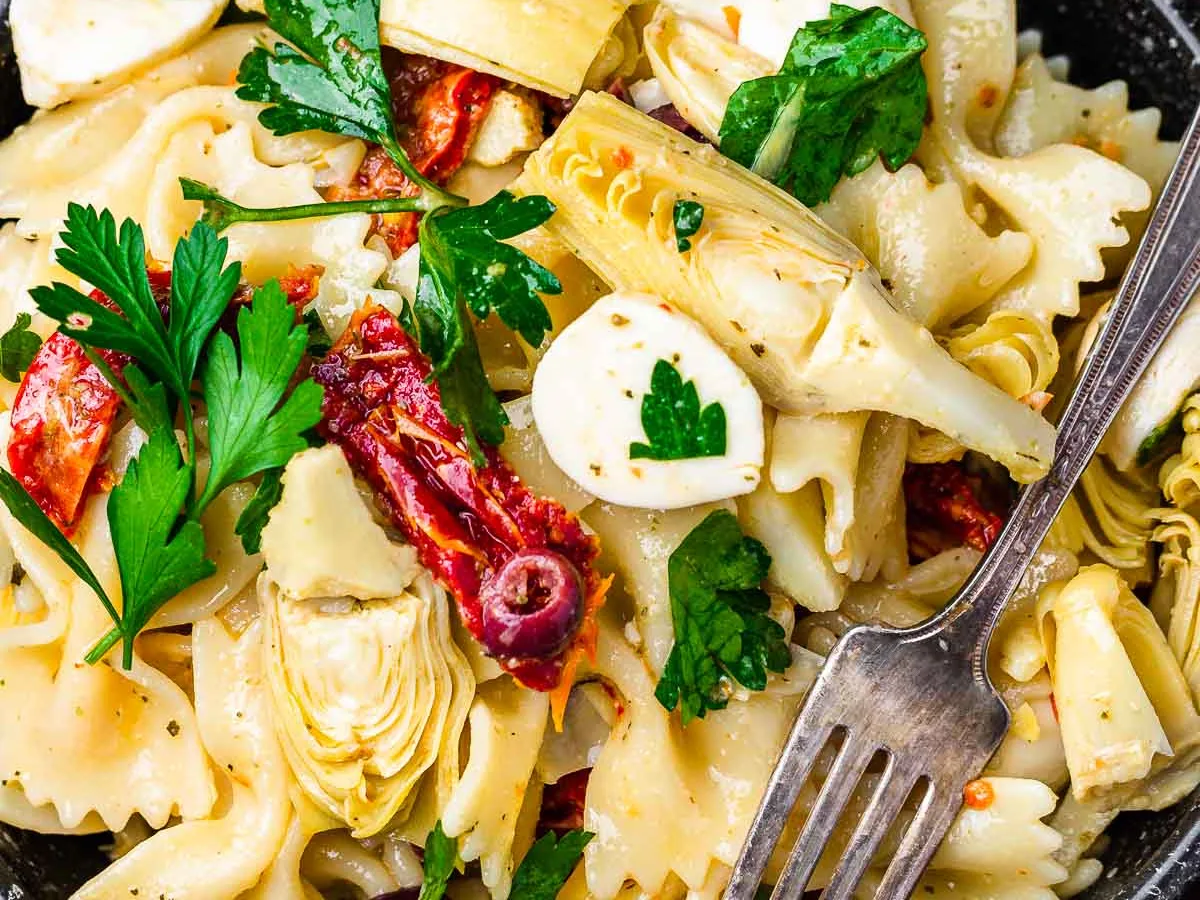 FETTUCINE SUN SALAD
