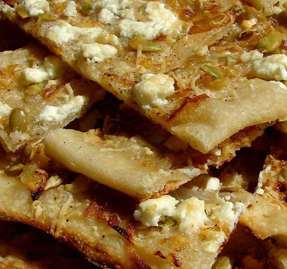 Flatbread with Onions and Mustard Seeds
