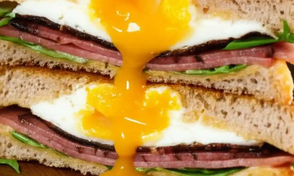 Fried Egg And Ham Sandwich