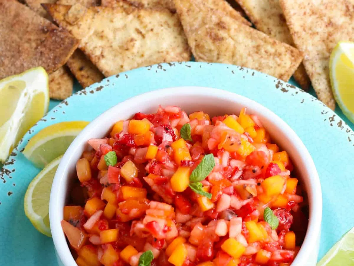 Fruit Salsa And Cinnamon Chips