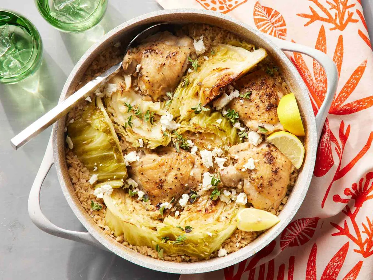 Garlic Chicken With Cabbage