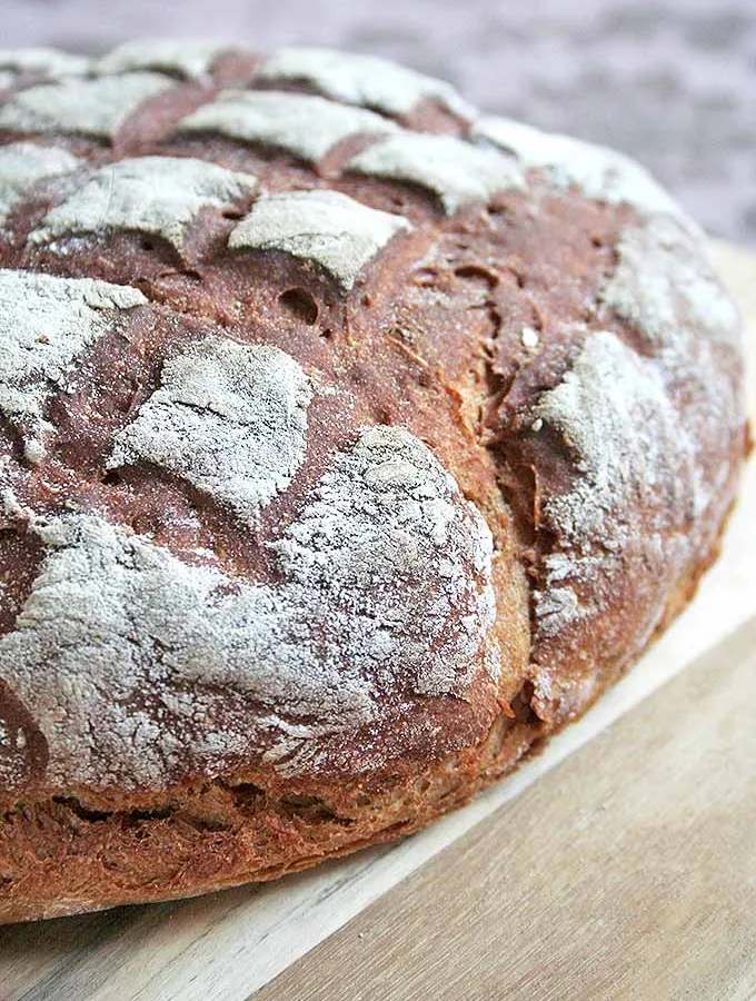 German Dark Rye Bread