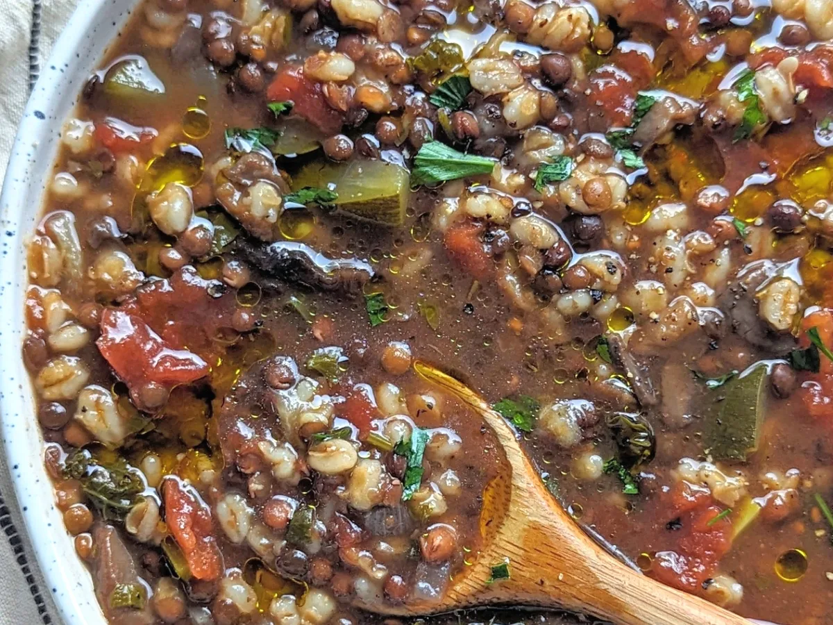 Granny’s Lentil Barley Soup