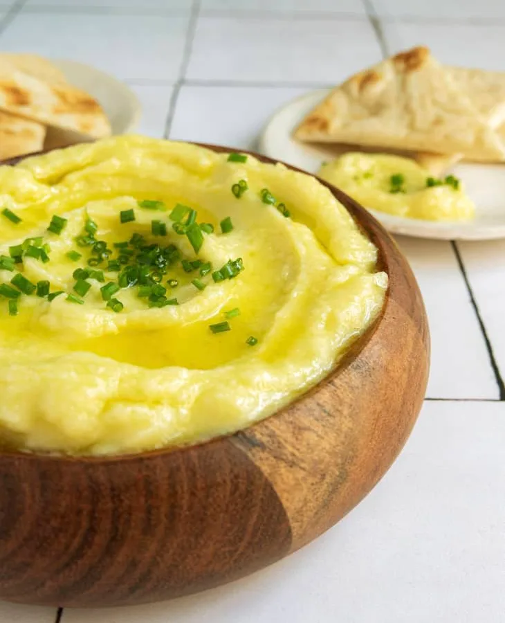 Greek Garlice Dip (Skordalia)