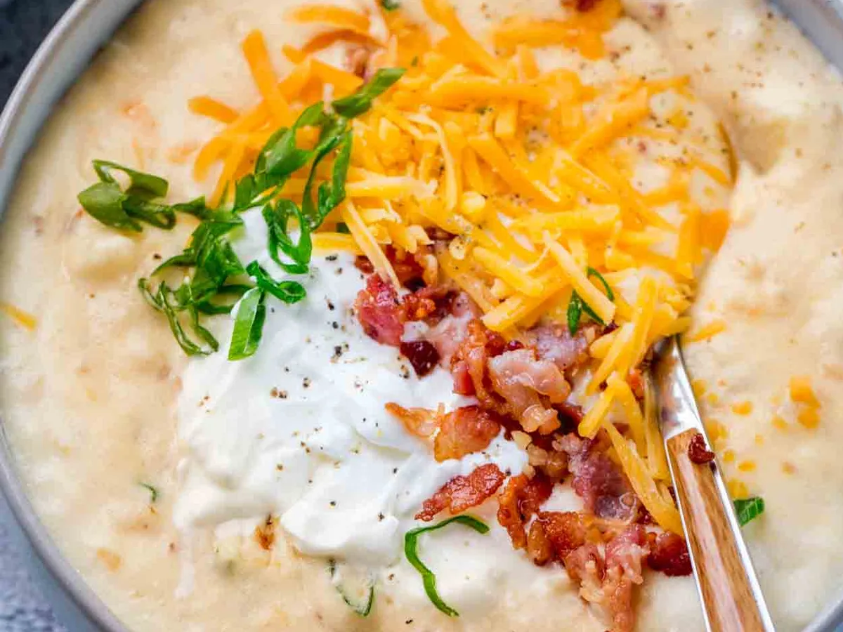 Green Onion and Potato Soup