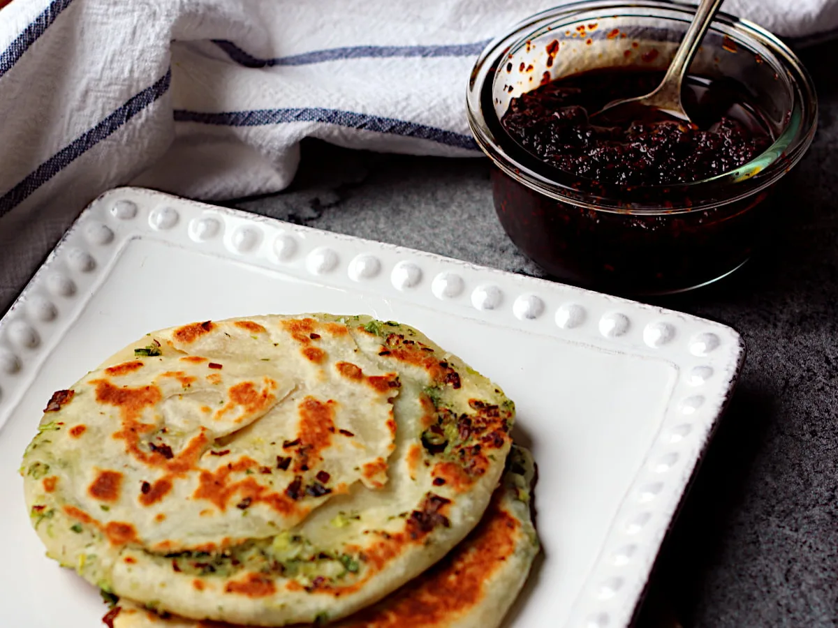 Green Onion Cakes