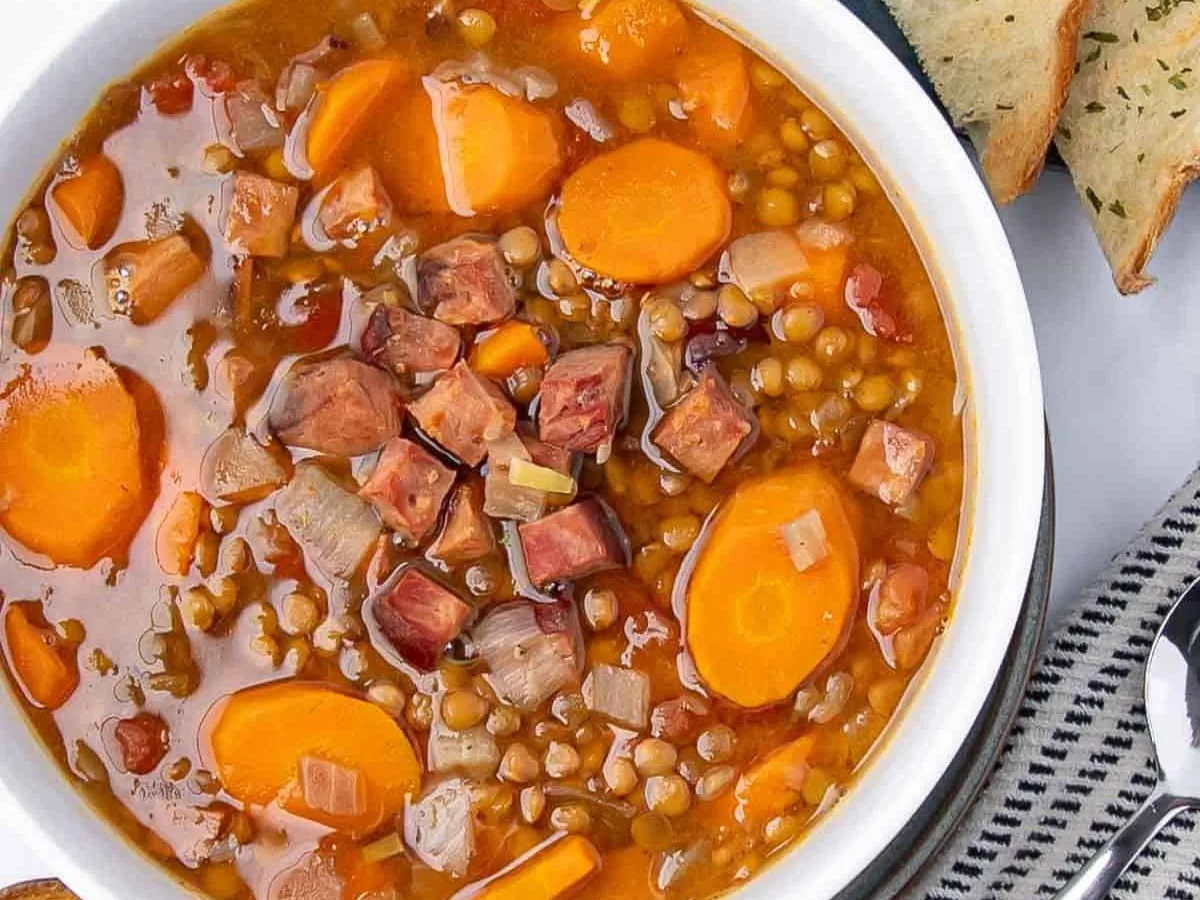 HAM AND LENTIL SOUP