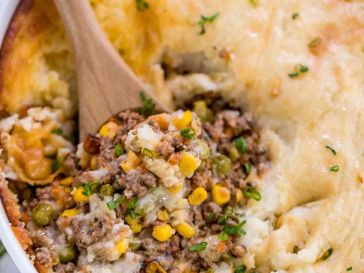 Hamburger Cornmeal Shepherd's Pie