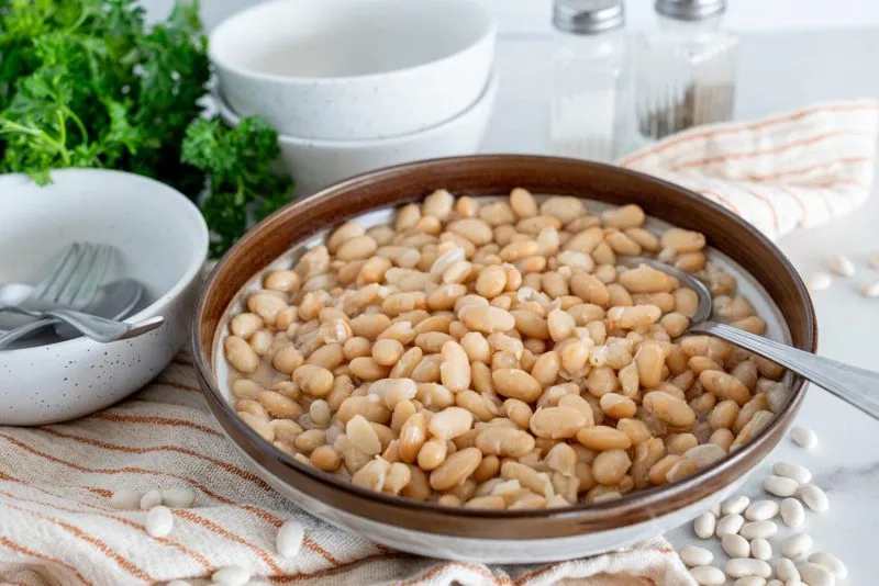 HEARTY BEAN POT