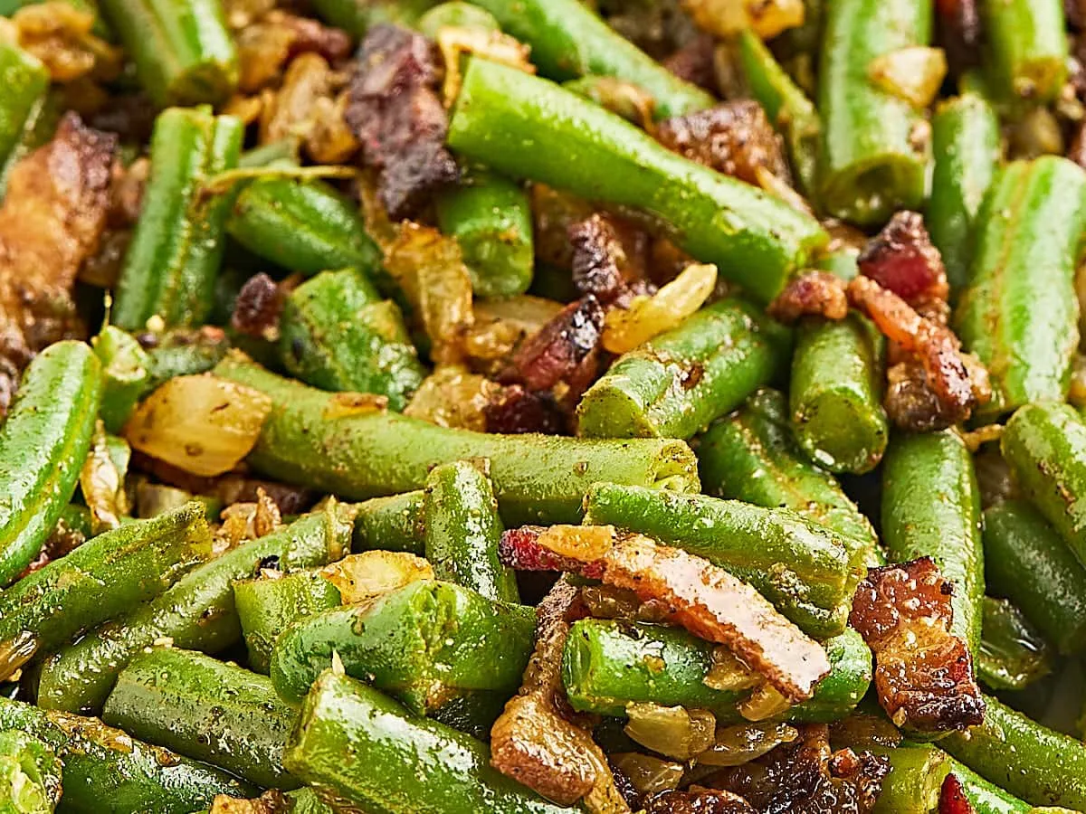 Holiday Green Beans And Bacon