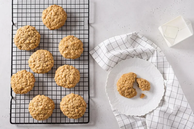 Honey Spice Oatmeal Cookies