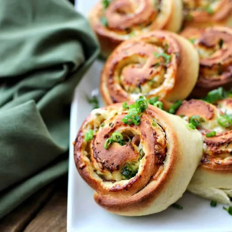 Hot Cheese Rolls